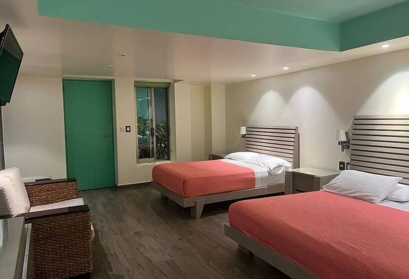هتل Villas Maria Isabel