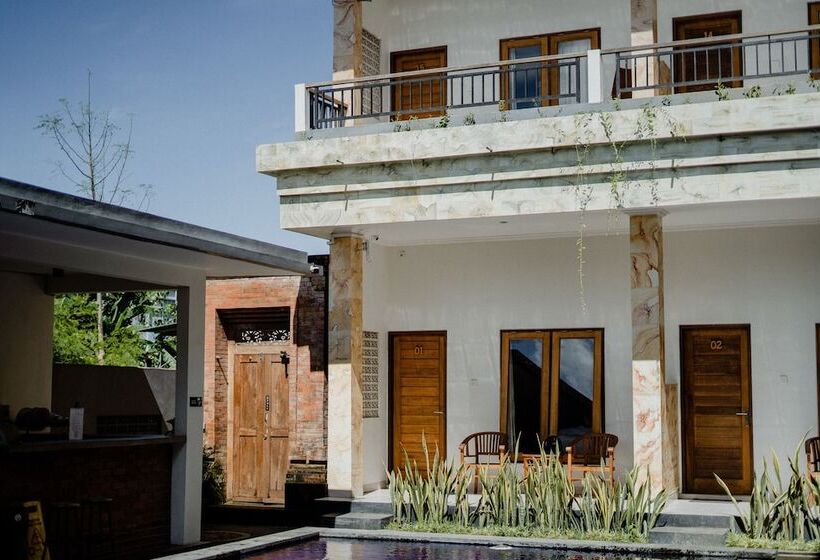 هاستل Kayuma House Canggu