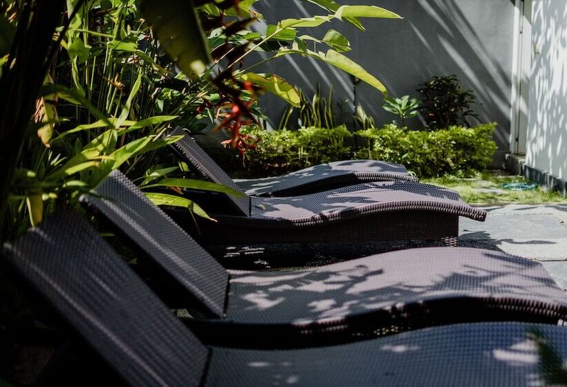 هاستل Kayuma House Canggu