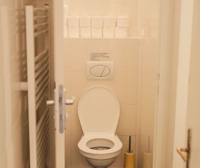 Charles Bridge Hostel & Apartments