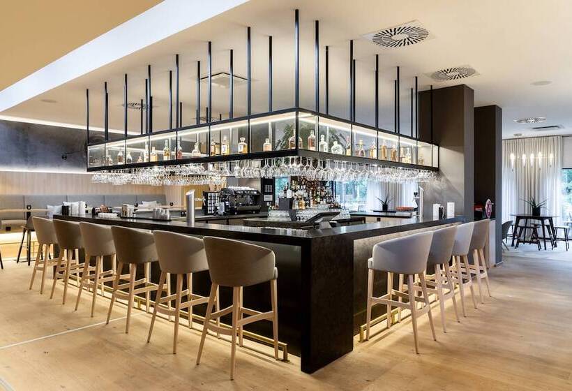Ac Hotel By Marriott Berlin Humboldthain Park