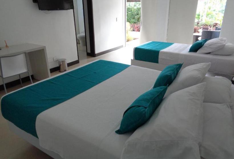 هتل Campestre Los Lagos