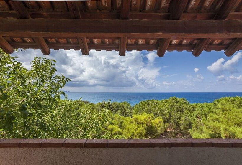 هتل Th Gioiosa Mare   Capo Calavà Village