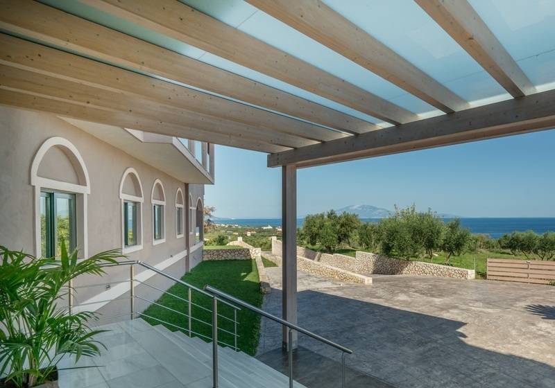 هتل Elegance Luxury Executive Suites  Adults Only