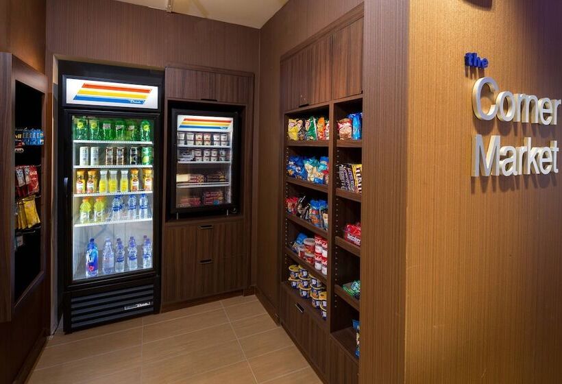 酒店 Fairfield Inn & Suites By Marriott Detroit Chesterfield