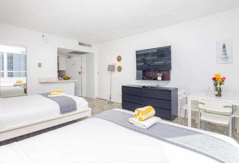 هتل Girasole Rentals Suites