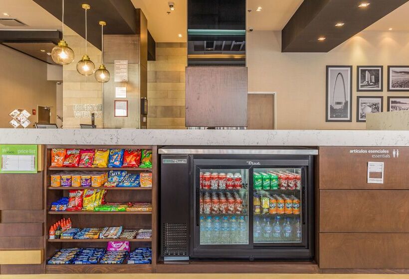 هتل Hampton Inn By Hilton Tijuana
