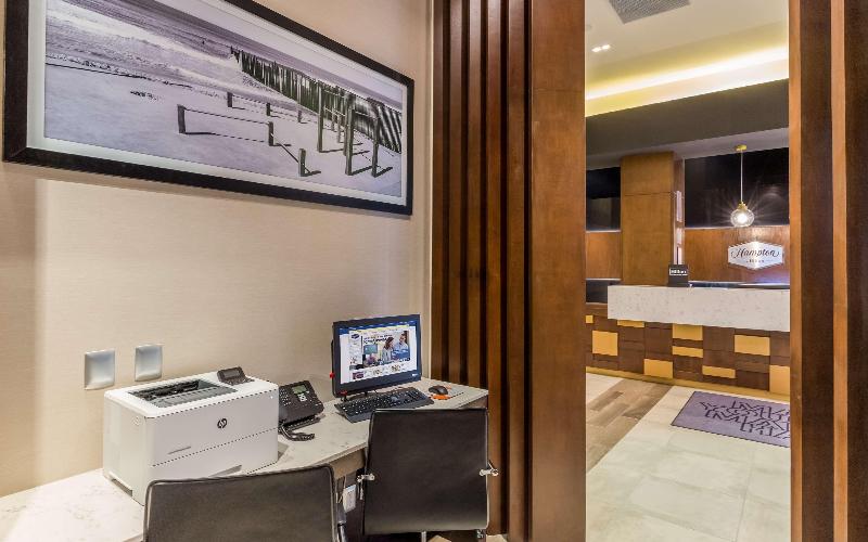 هتل Hampton Inn By Hilton Tijuana