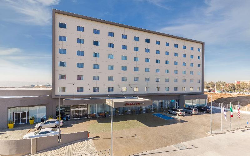 هتل Hampton Inn By Hilton Tijuana