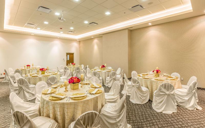 هتل Hampton Inn By Hilton Tijuana