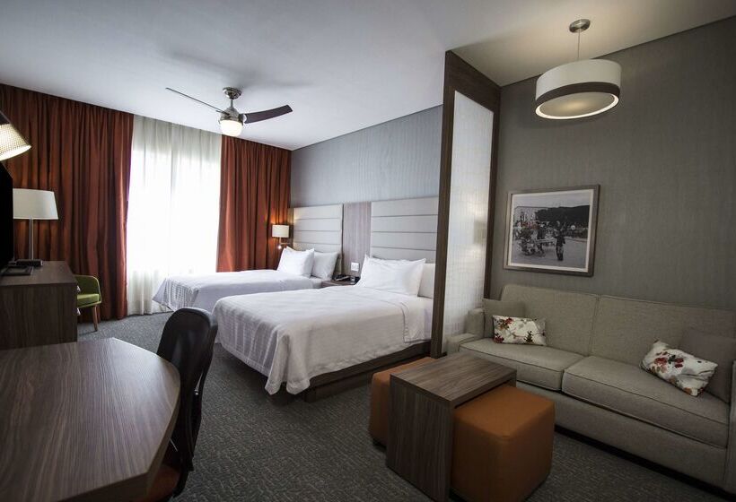 هتل Homewood Suites By Hilton Silao Airport