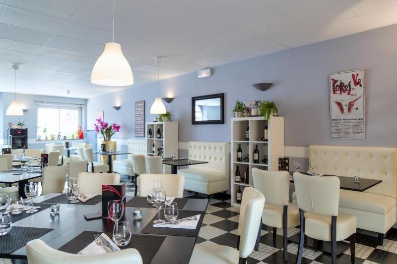 هتل Hôtel Restaurant Du Commerce