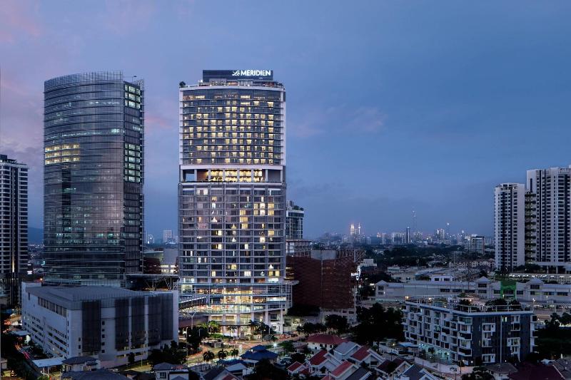 هتل Le Meridien Petaling Jaya