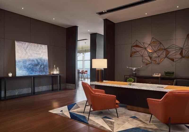 هتل Le Meridien Petaling Jaya