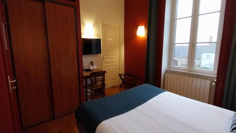 酒店 Logis Hôtels Auberge Du Château