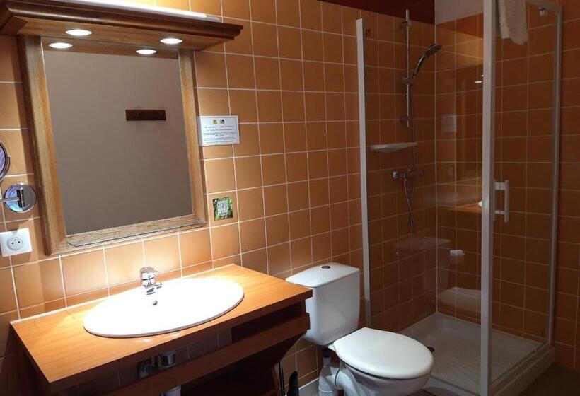 酒店 Logis Hôtels Auberge Du Château