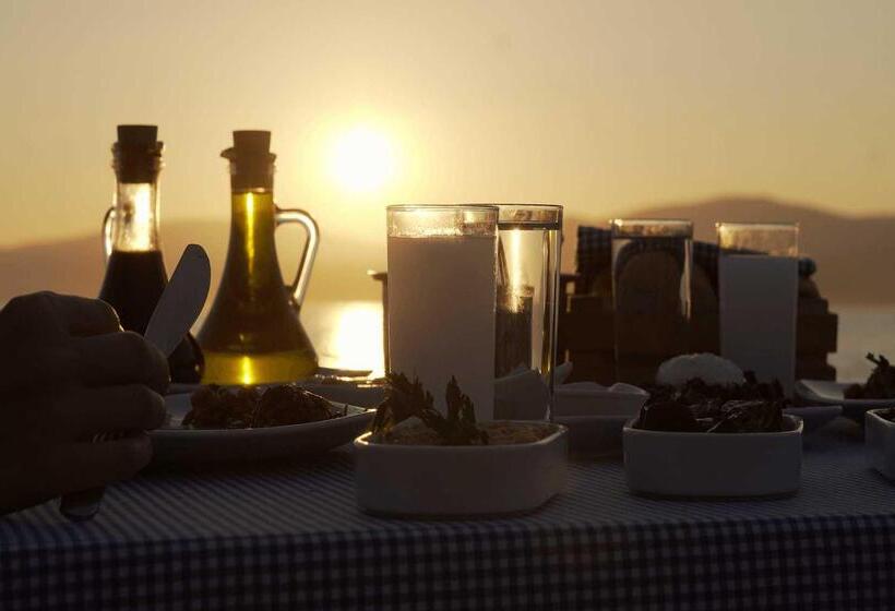 Maya Bistro Hotel & Beach