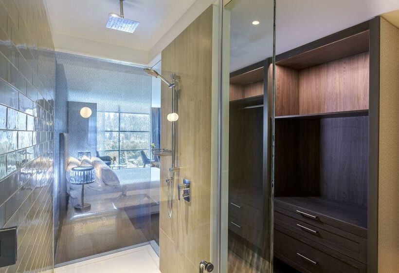 בית מלון כפרי NH Collection Santiago Casacostanera