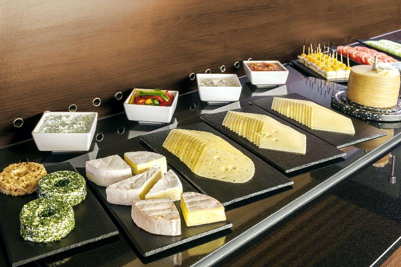 בית מלון כפרי NH Collection Santiago Casacostanera