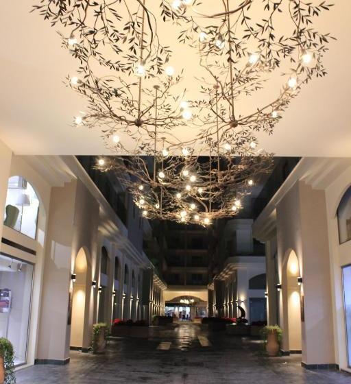 هتل Qcc Residence