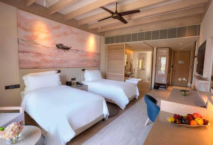 هتل Saadiyat Rotana Resort And Villas