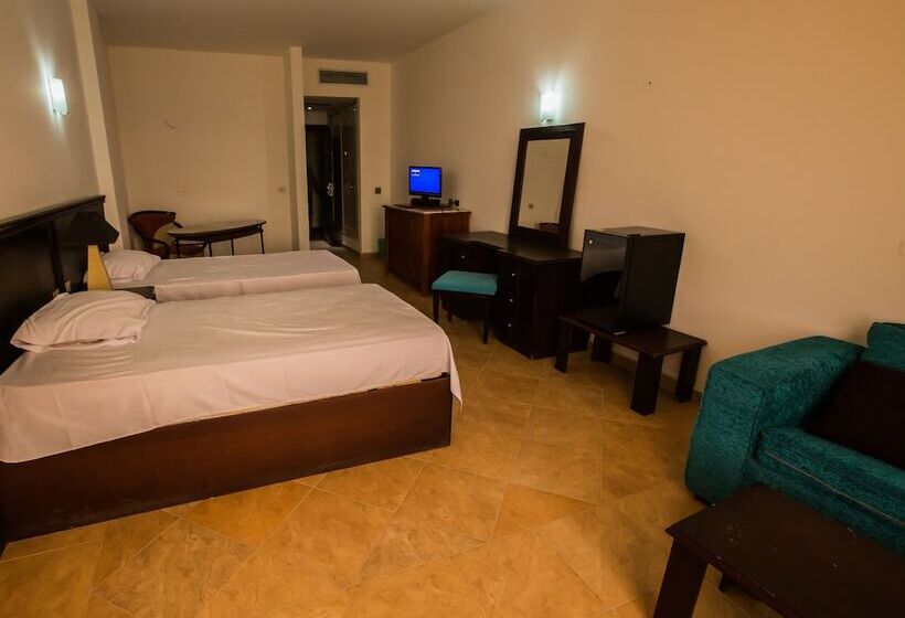 هتل Star House
