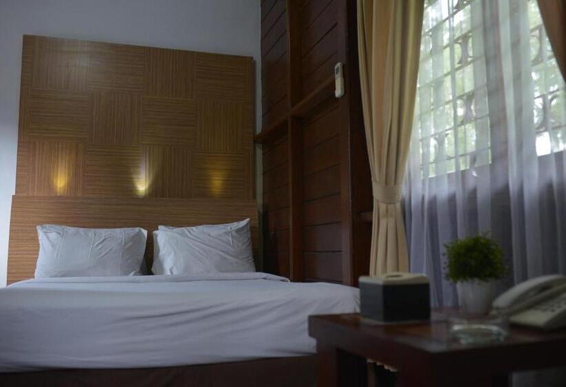 منتجع Citra Cikopo Hotel & Family Cottages