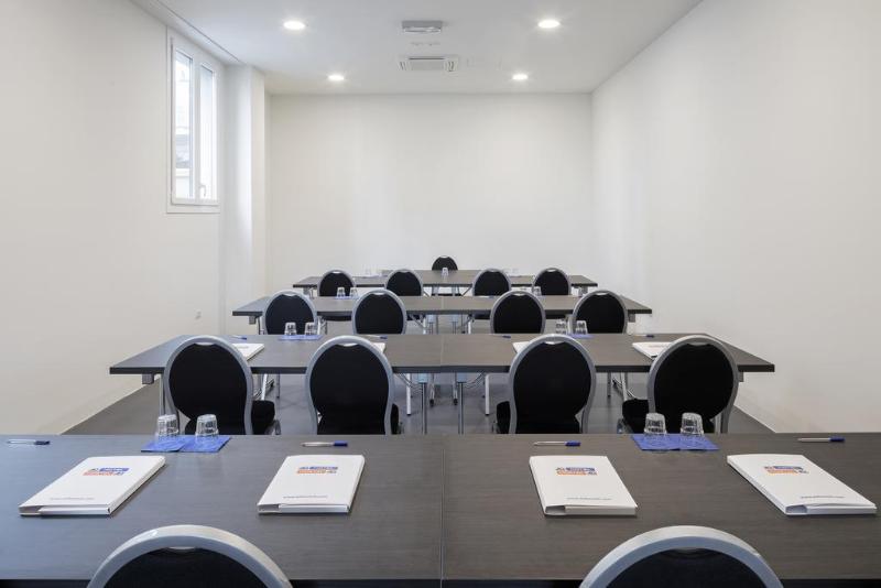 هتل a&o Hostel Venezia Mestre