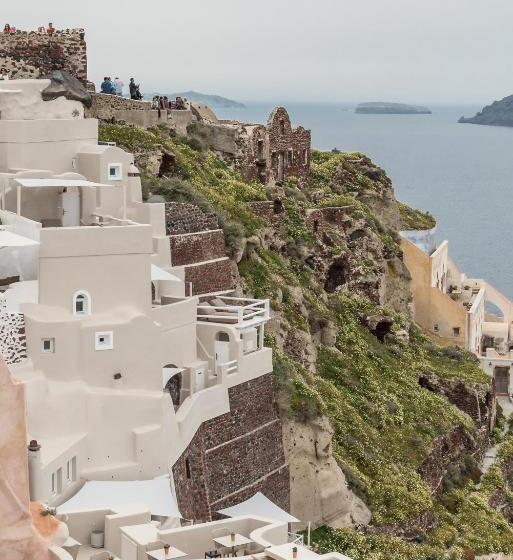 هتل Art Maisons Oia Castle