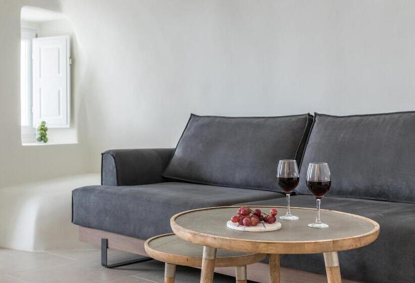 هتل Art Maisons Oia Castle