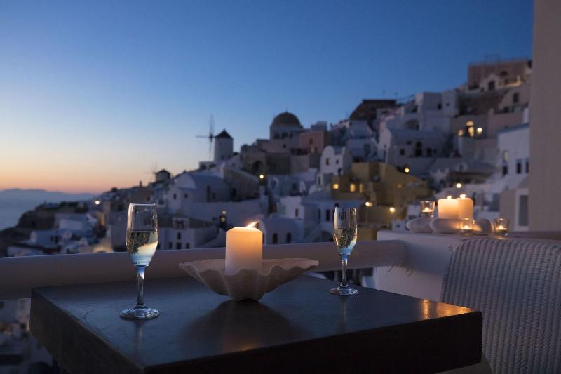 هتل Art Maisons Oia Castle