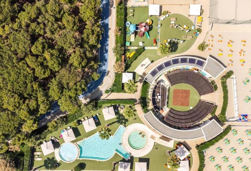 בית מלון כפרי Astor