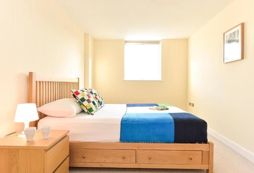 Fotos del hotel Borough Apartments:  8