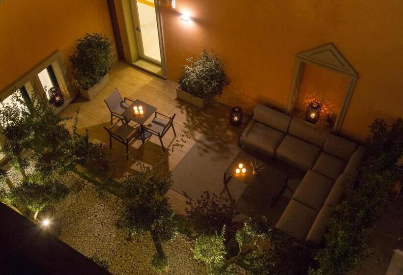 هتل Metropol Ceccarini Suite   Luxury Apartments