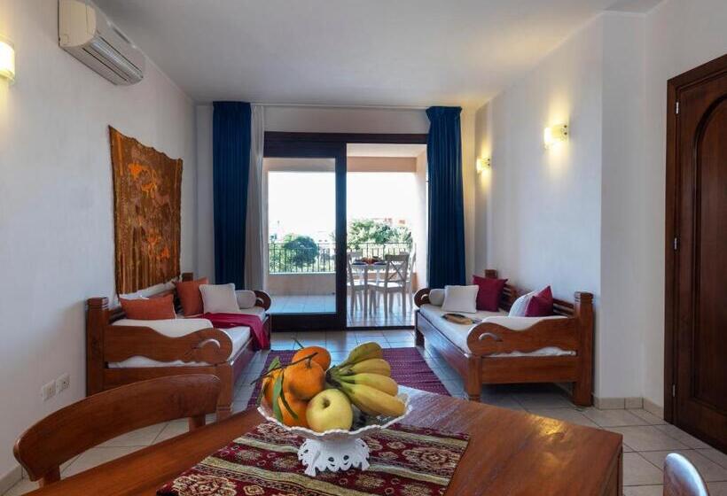 هتل Moresco Resort