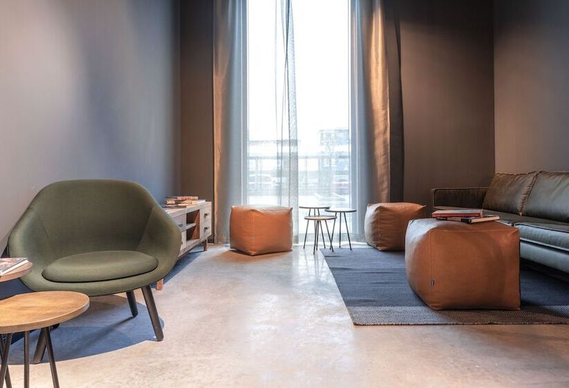Fotos del hotel Moxy Milan Linate:  16
