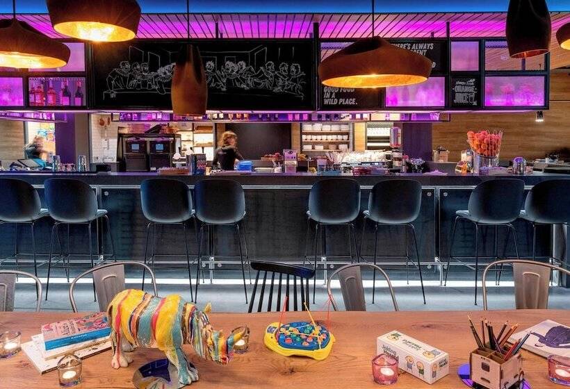 Fotos del hotel Moxy Milan Linate:  15