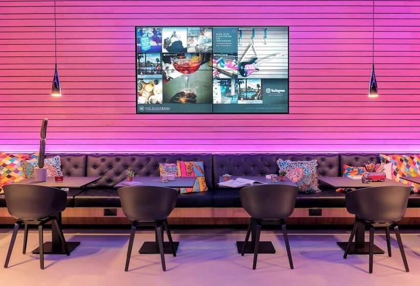 Fotos del hotel Moxy Milan Linate:  14