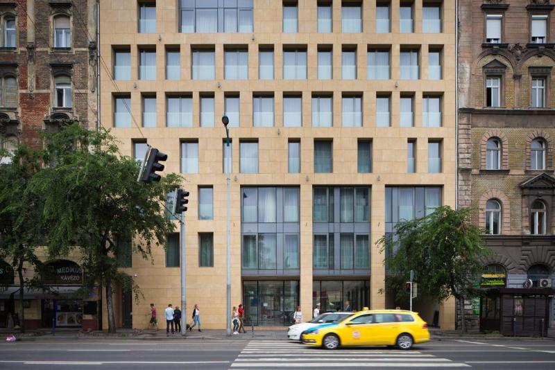 هتل Akeah Verdi Budapest