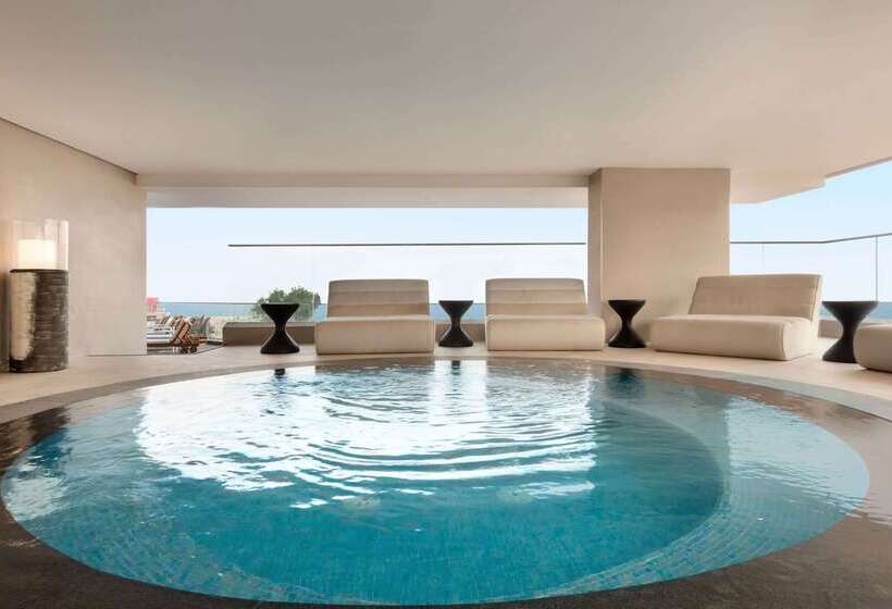 هتل Wyndham Garden Ajman Corniche