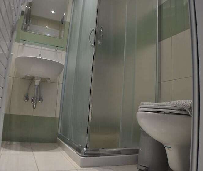 هتل Zouboulia Apartments