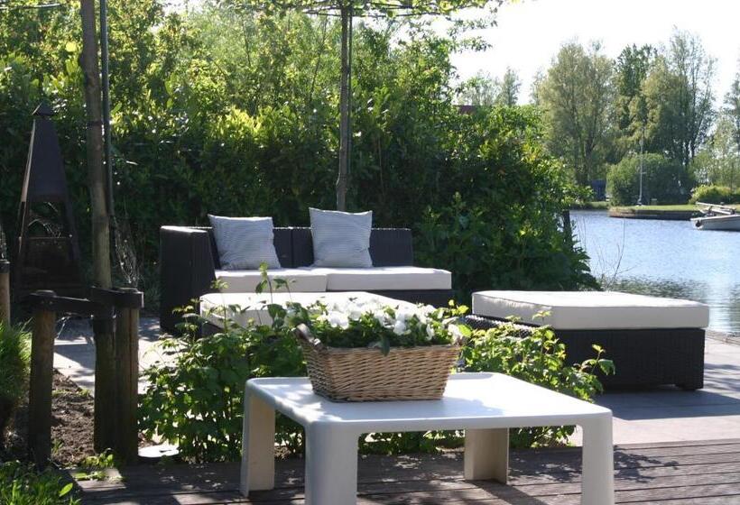 تختخواب و صبحانه Villa Envie