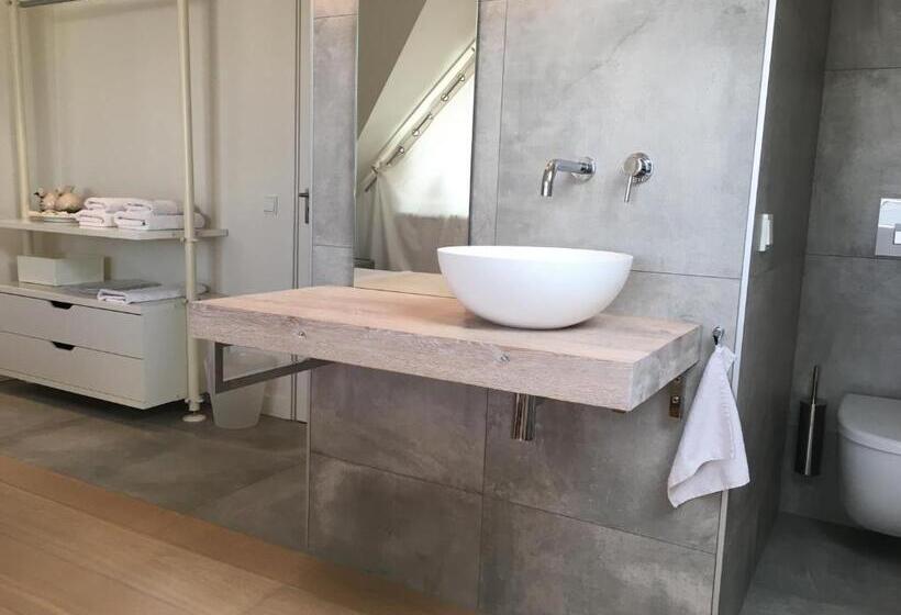 تختخواب و صبحانه Villa Envie