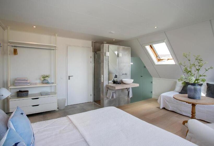 تختخواب و صبحانه Villa Envie