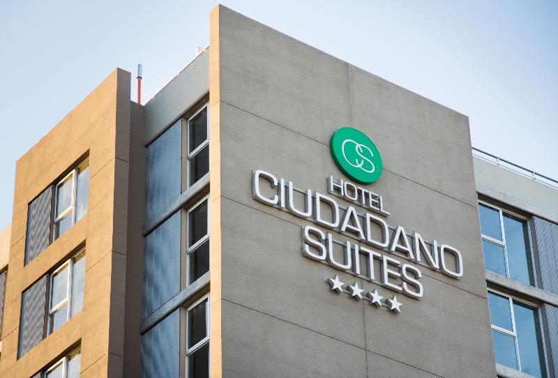 هتل Ciudadano Suites