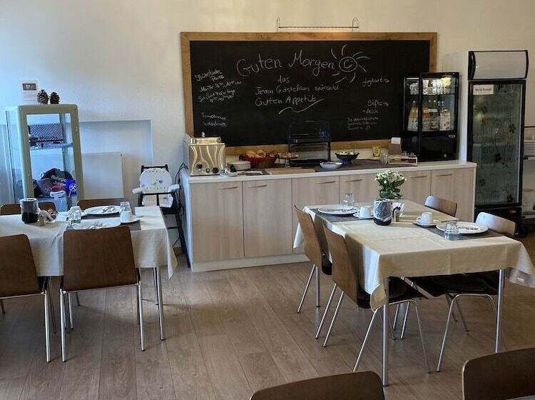 هتل Gastehaus Alte Schule