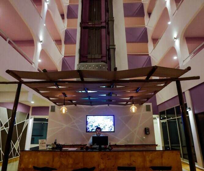 هتل Kavia Cancun