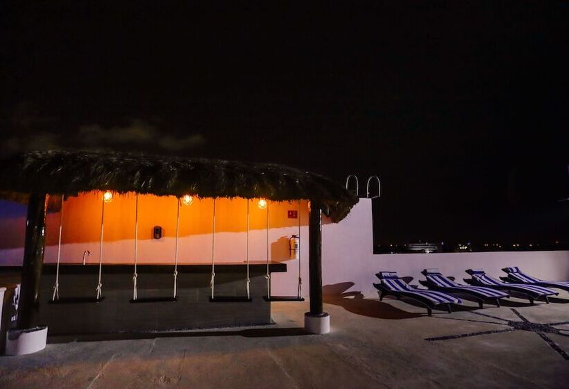 هتل Kavia Cancun