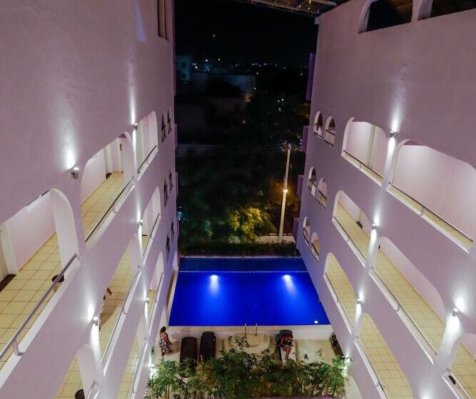 هتل Kavia Cancun