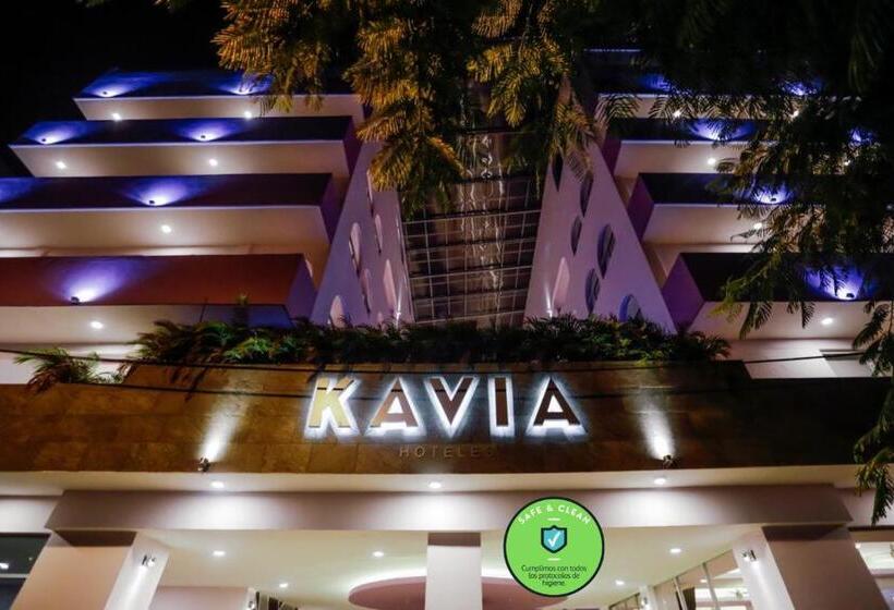 هتل Kavia